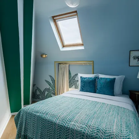 Luxury 2 Bedroom Duplex With Ac Apartment *