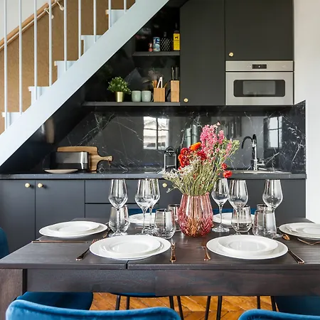 Luxury 2 Bedroom Duplex With Ac Paříž